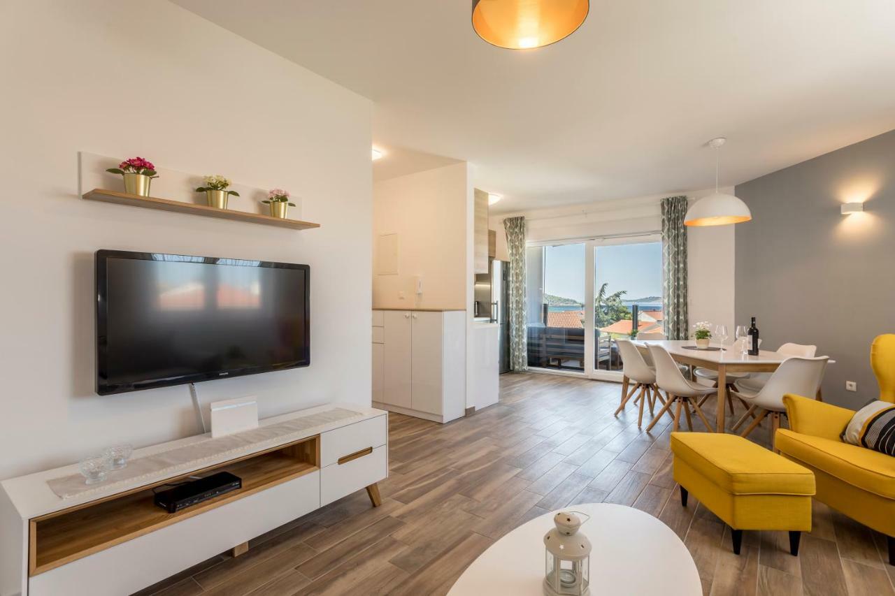 Luxury View Apartments โรกอซนิซา ภายนอก รูปภาพ