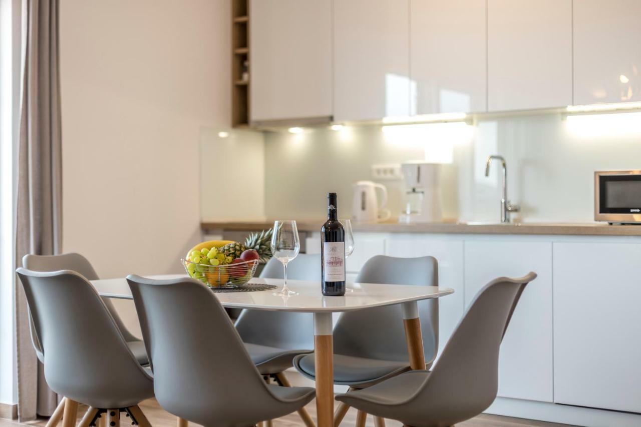 Luxury View Apartments โรกอซนิซา ภายนอก รูปภาพ