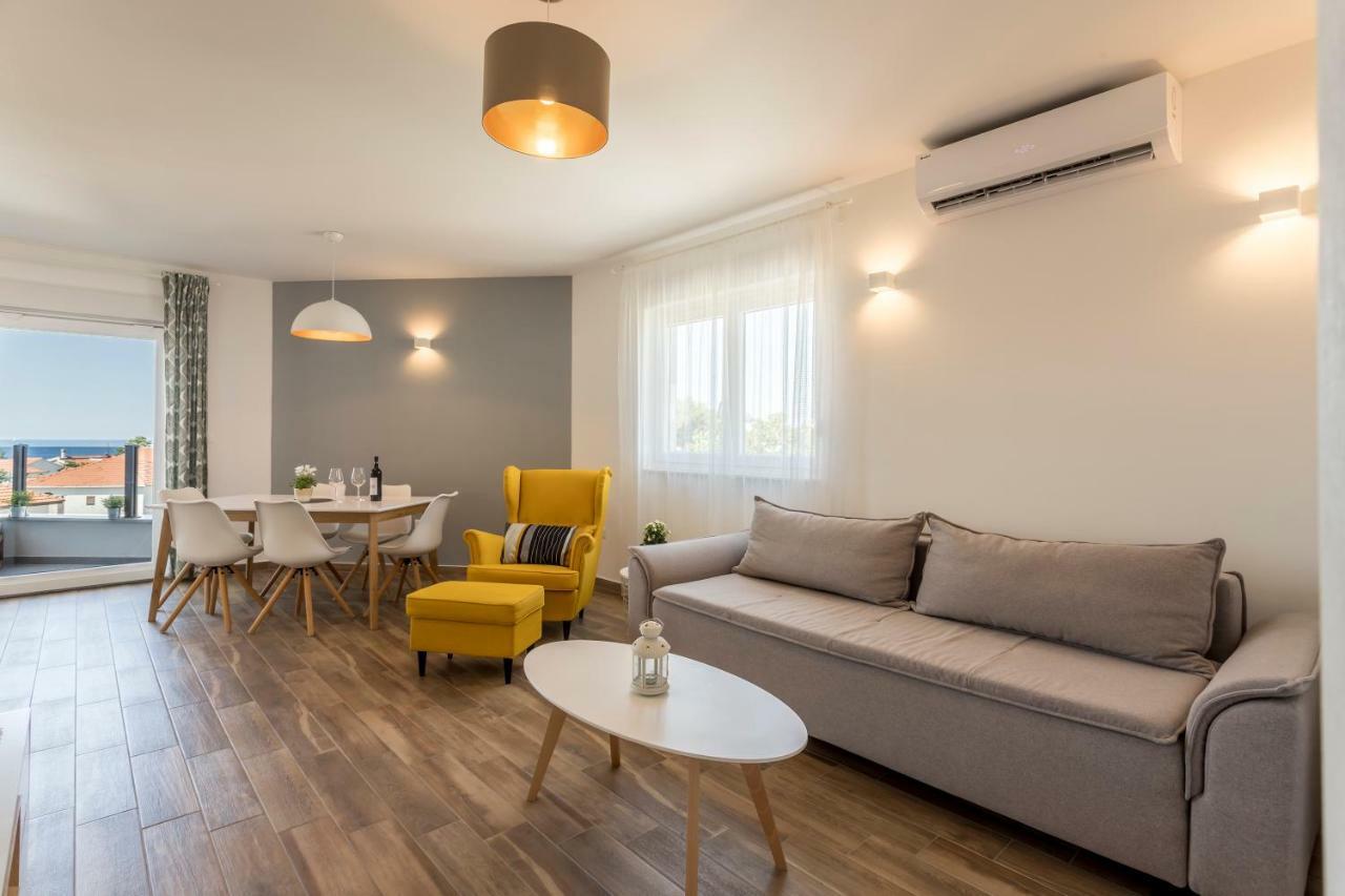 Luxury View Apartments โรกอซนิซา ภายนอก รูปภาพ